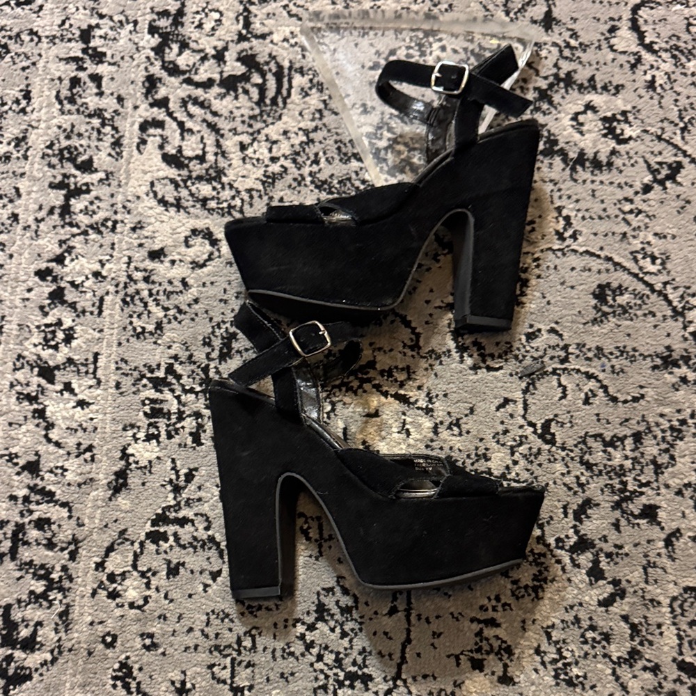 Vintage suede Black Platform Heels